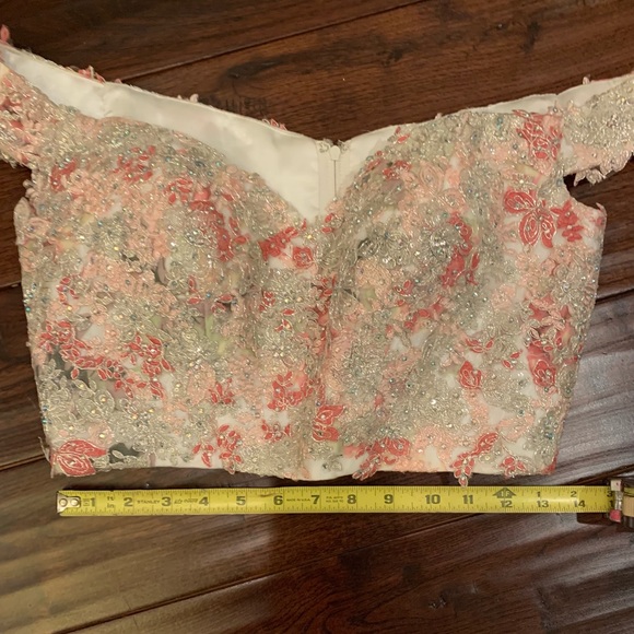 Ellie Wilde Prom Dress - Picture 14 of 16